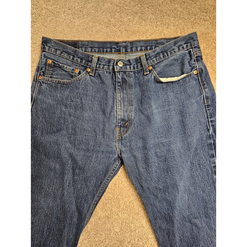 Levis 505 Regular Fit Straight Leg Jeans Mens 38x30 Medium Wash Blue Cotton - Picture 2 of 8